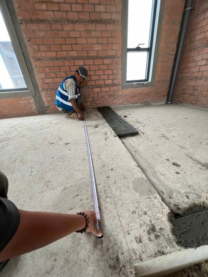 Nhà lâu năm xuống cấp nên sửa chữa cải tạo lại